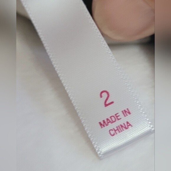 Xhilaration, Black and White Sleeveless Blouse, Size 2 (Large) - Picture 6 of 6